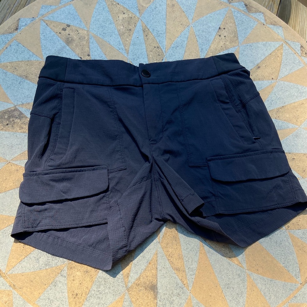 Athleta ladies size 4 black shorts